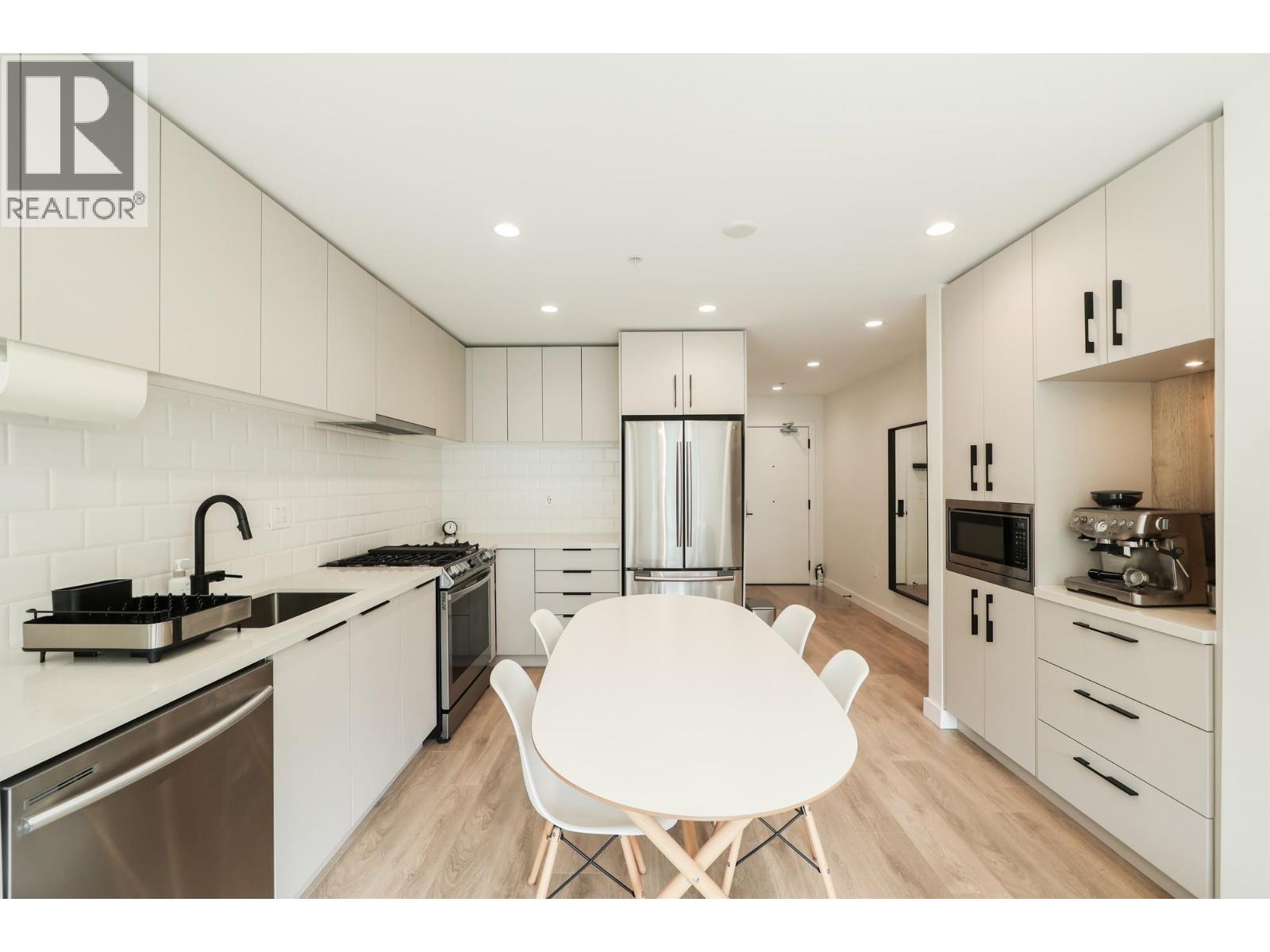 407 3038 St George Street, Port Moody, British Columbia  V3H 0L3 - Photo 6 - R3065278