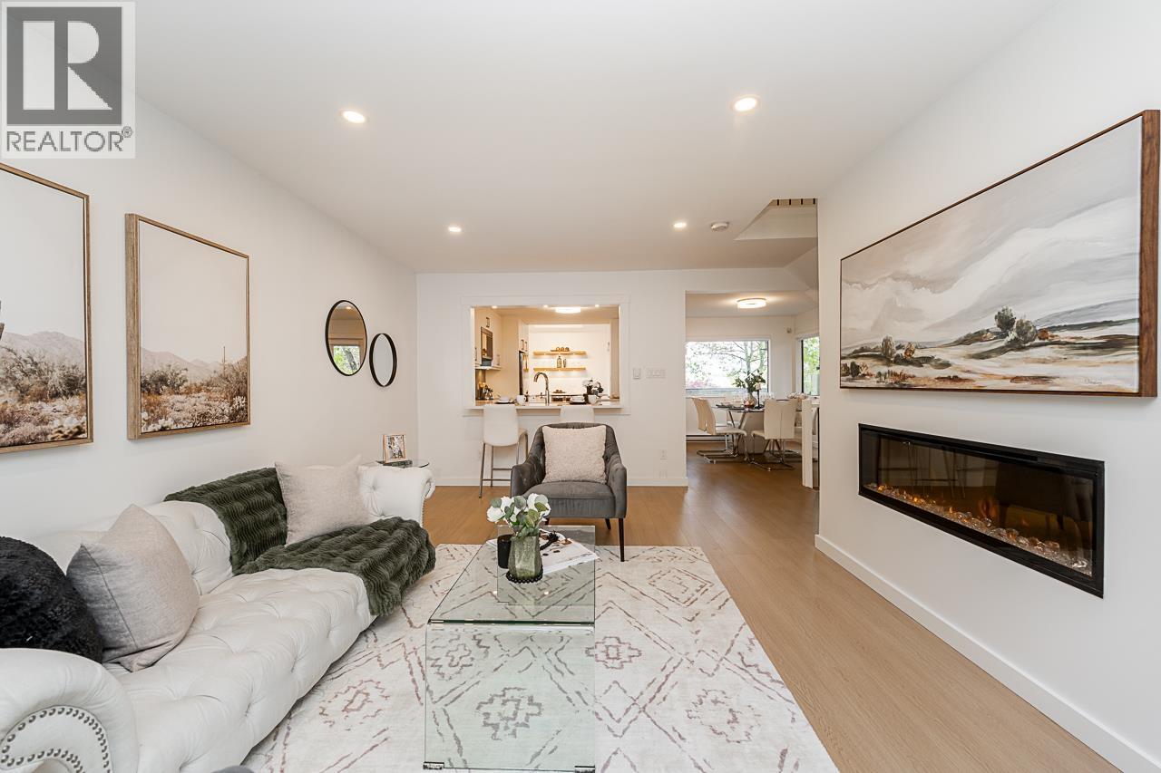 5853 Mayview Circle, Burnaby, British Columbia  V5E 4B7 - Photo 5 - R3065288