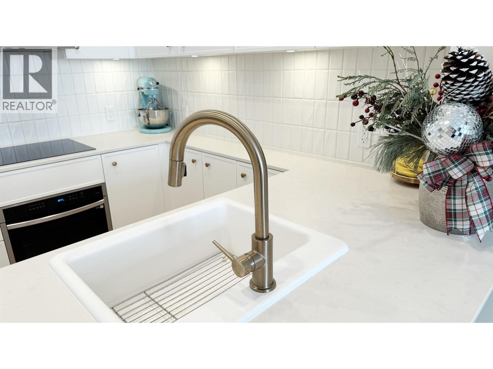 209 708 Edgar Avenue, Coquitlam, British Columbia  V3K 0H3 - Photo 10 - R3065319