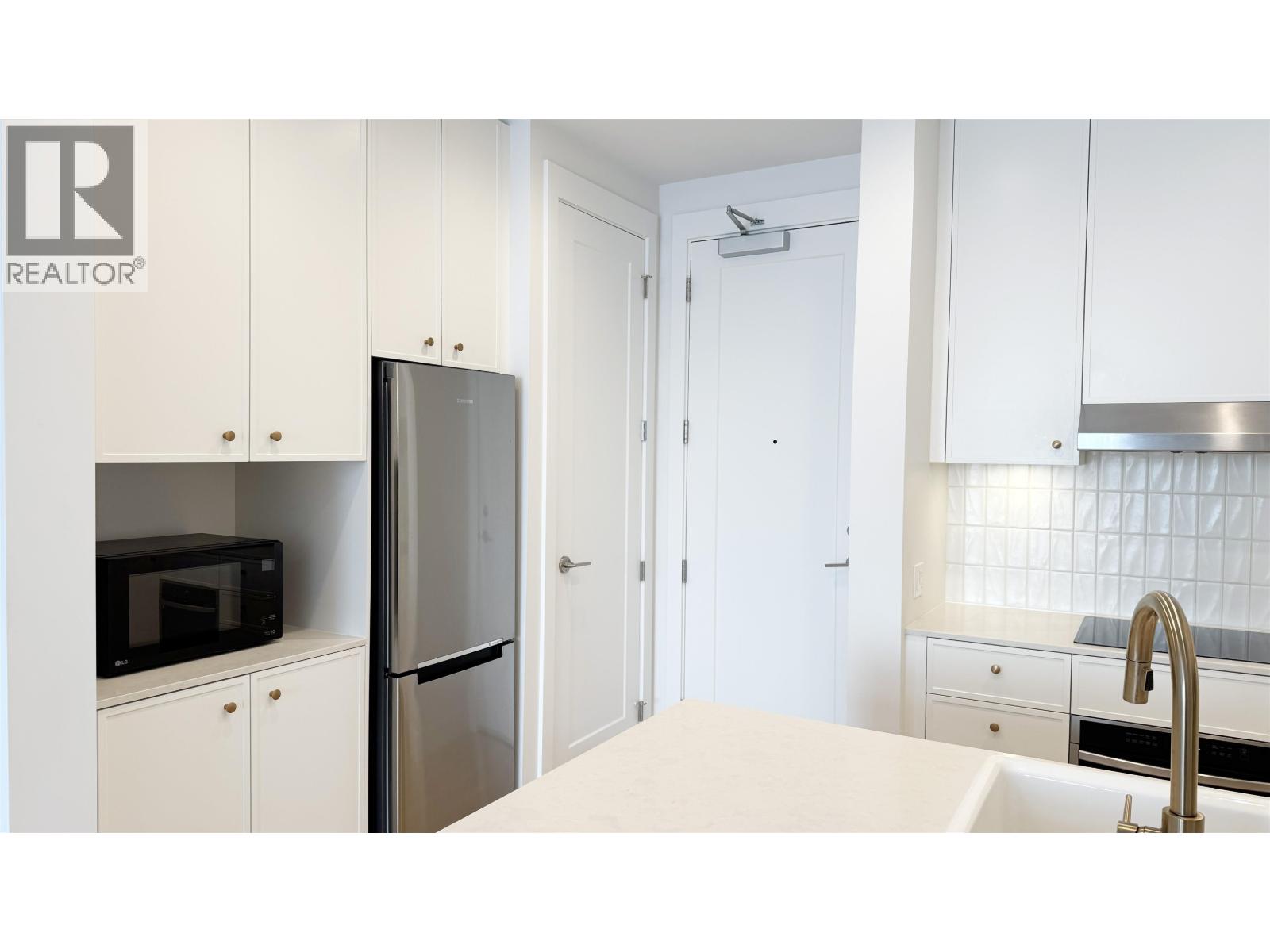 209 708 Edgar Avenue, Coquitlam, British Columbia  V3K 0H3 - Photo 11 - R3065319