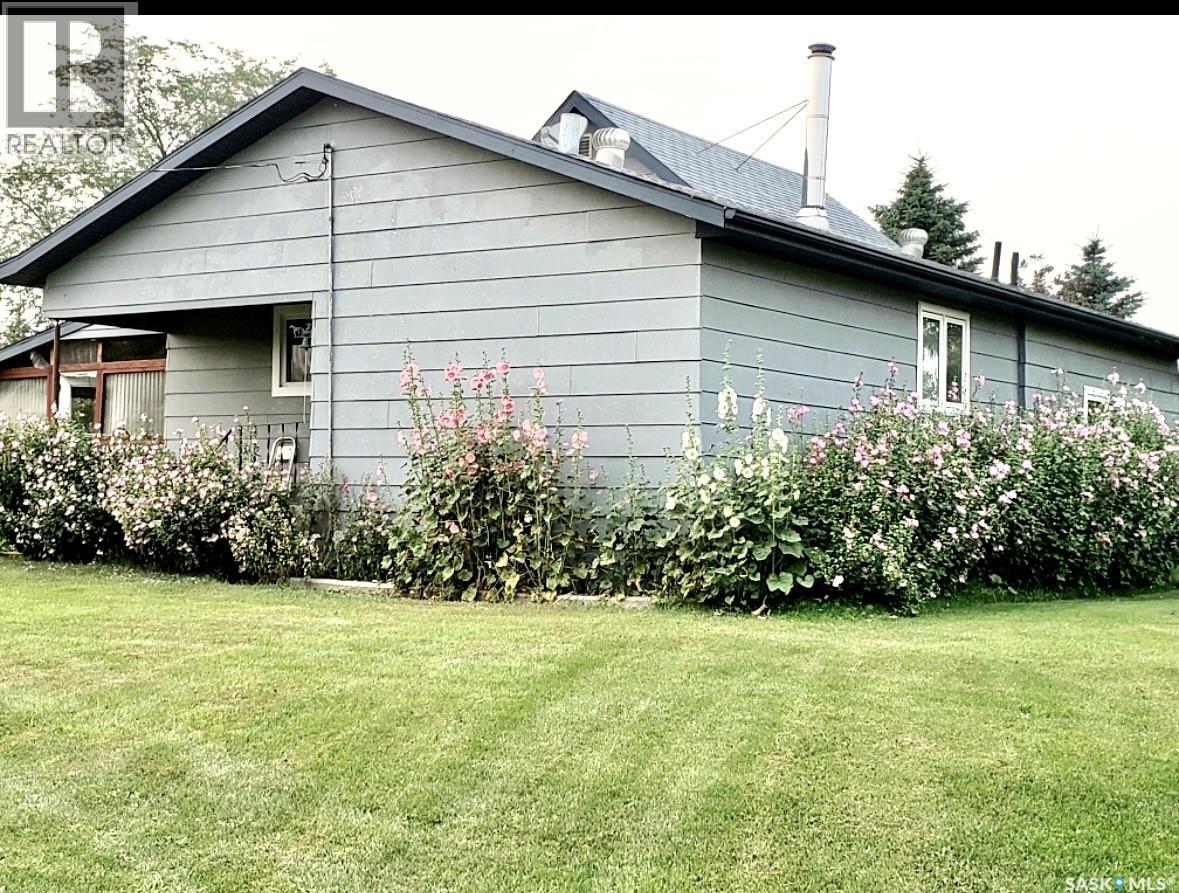 Neufeld Spalding Acreage, Spalding Rm No. 368, Saskatchewan