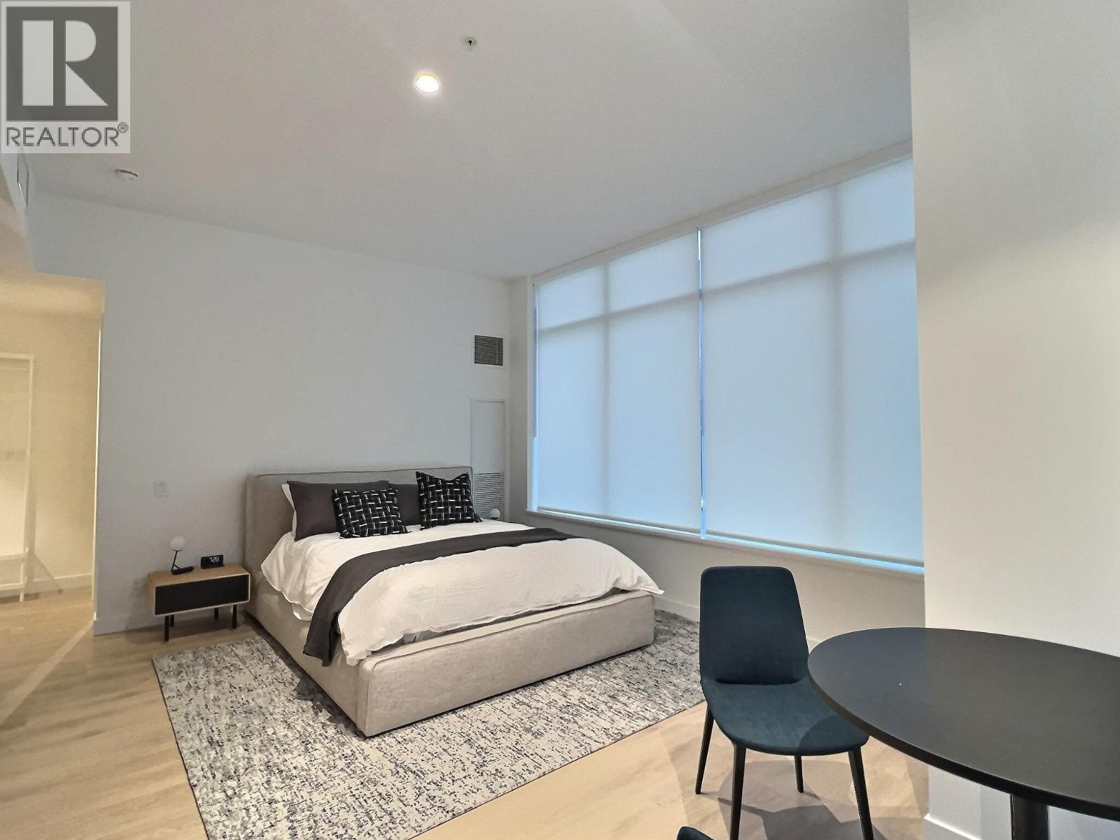 2001 505 Nelson Street, Coquitlam, British Columbia  V3J 0R5 - Photo 2 - R3065286