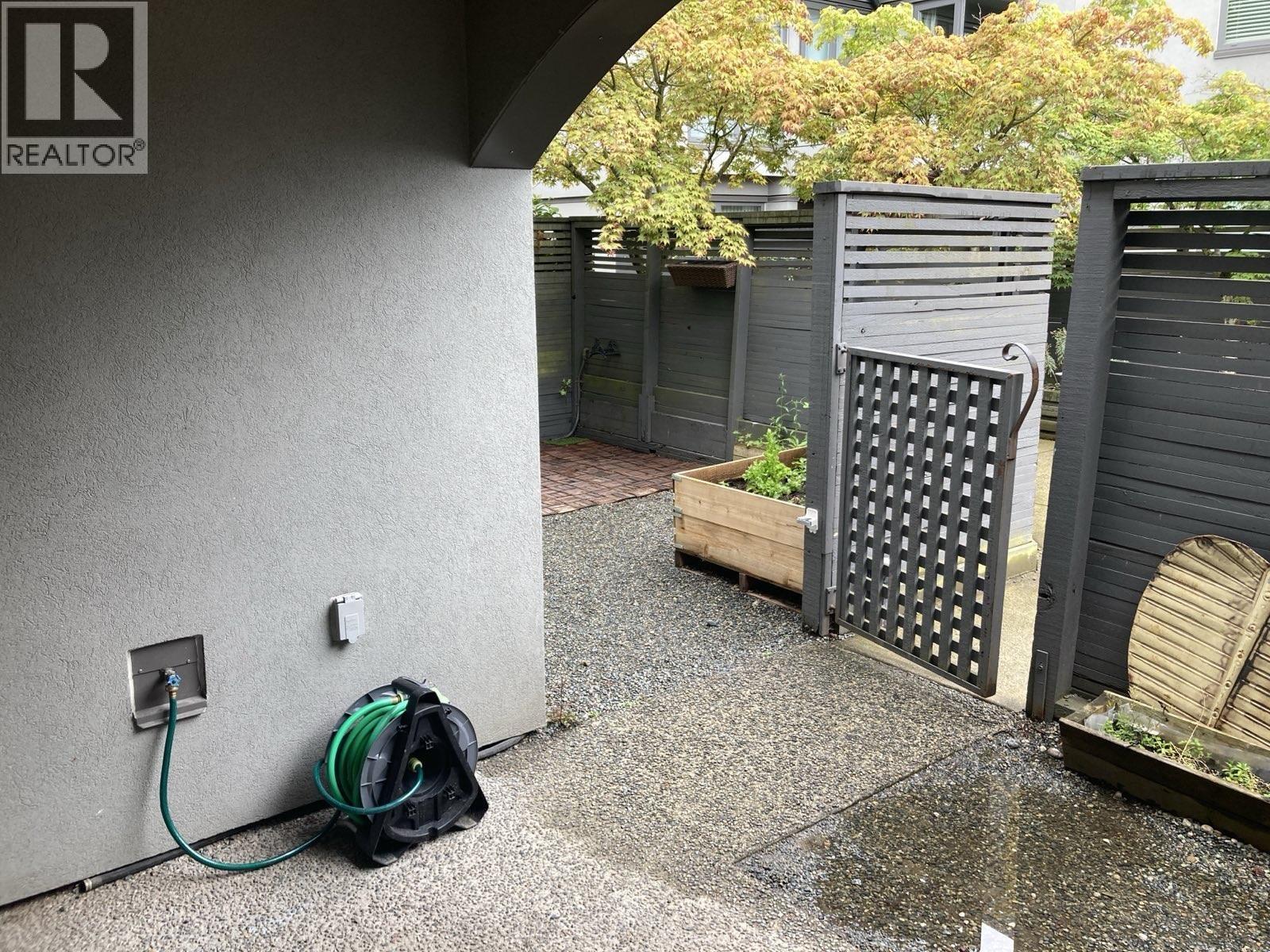 1352 W 7th Avenue, Vancouver, British Columbia  V6H 3W5 - Photo 3 - R3065314