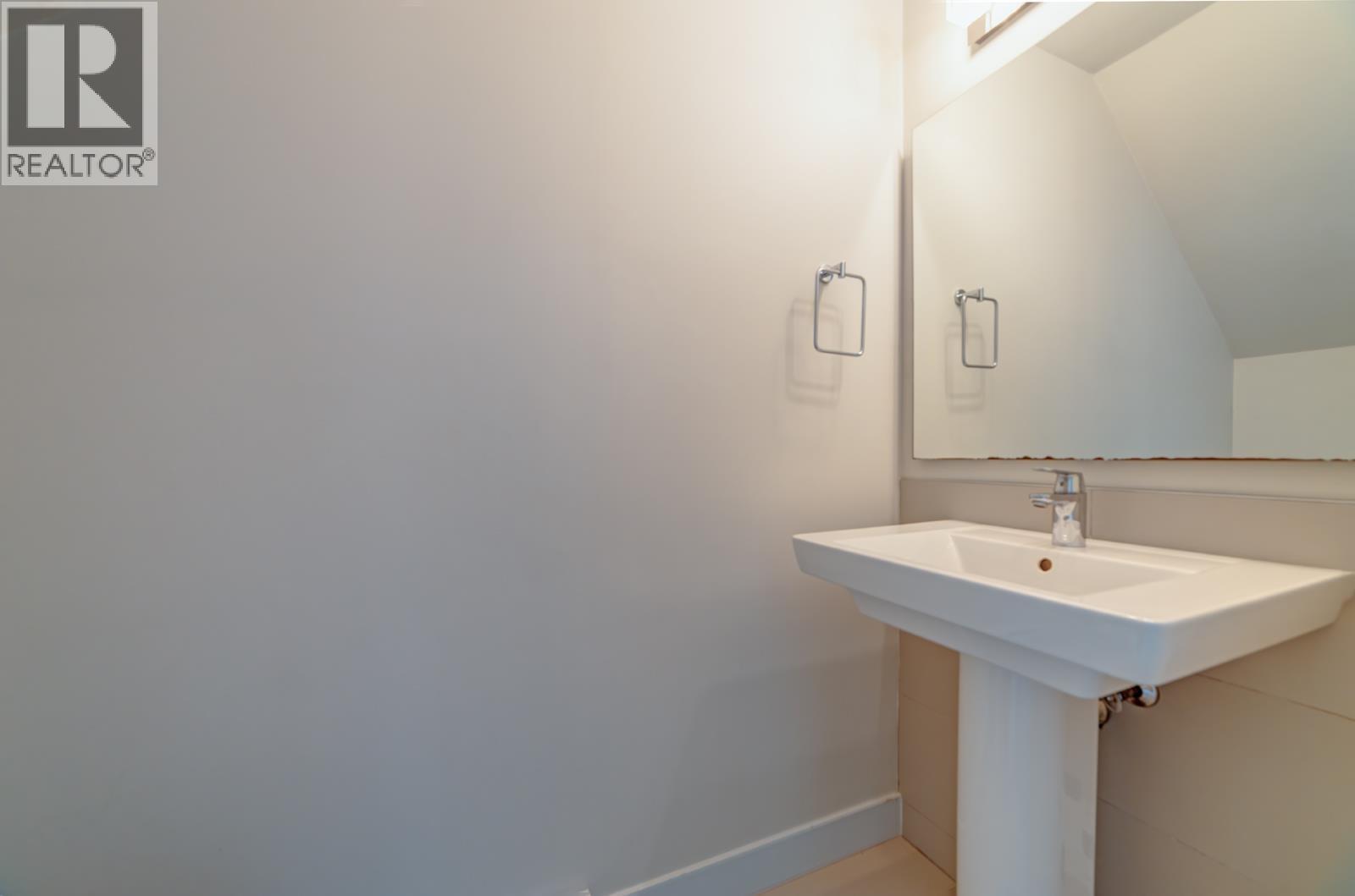 27 7458 Britton Street, Burnaby, British Columbia V3N 3A5 - Photo 18 - R3065313