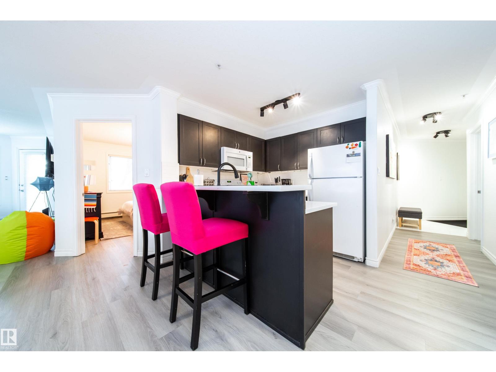 #303 9938 104 St Nw, Edmonton, Alberta  T5K 2X7 - Photo 10 - E4464844