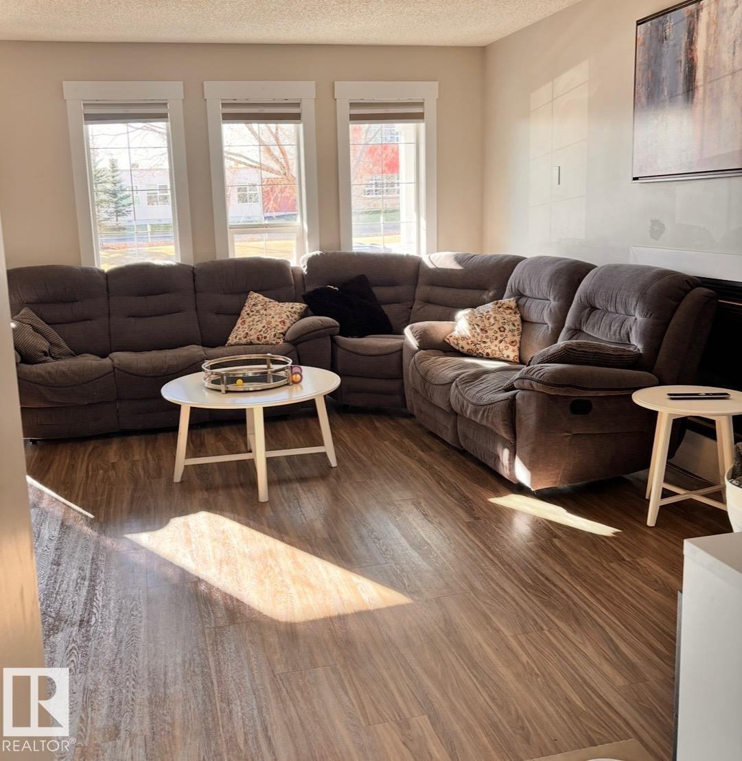 168 Hemingway Rd Nw Nw, Edmonton, Alberta  T6M 2Y8 - Photo 5 - E4463711