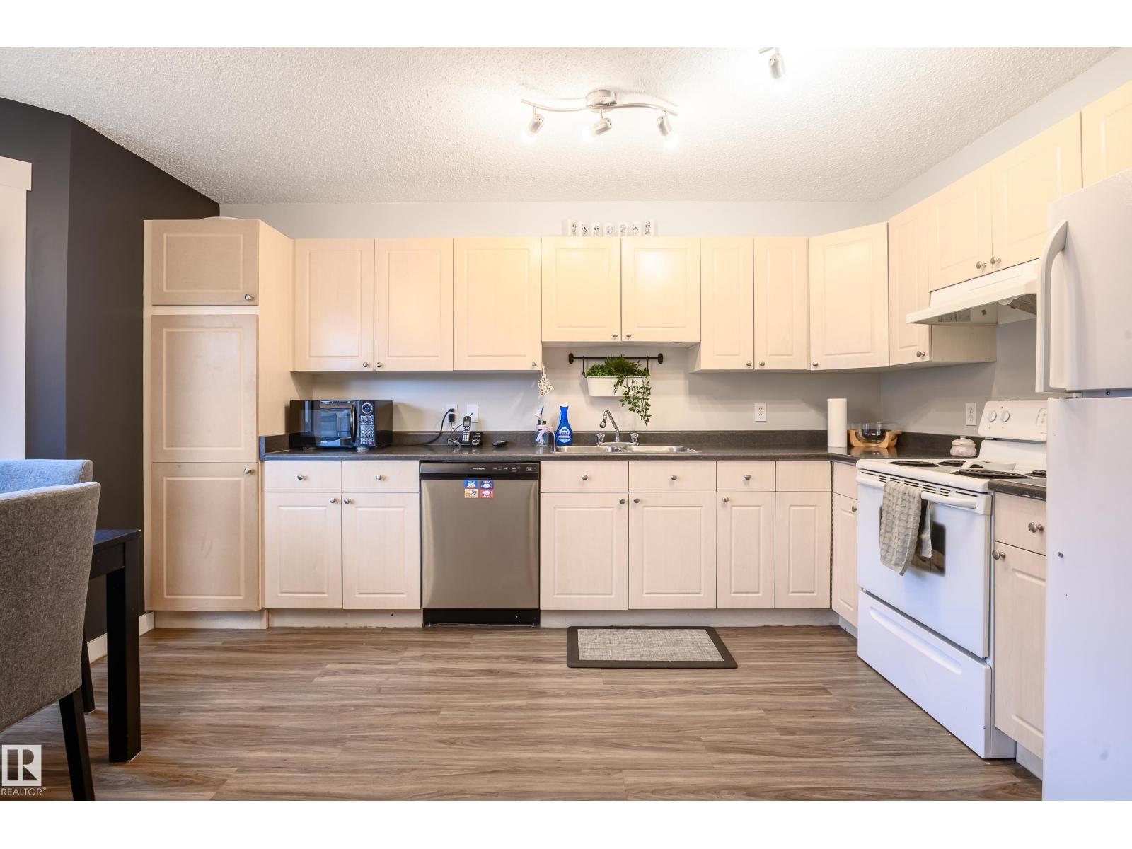 168 Hemingway Rd Nw Nw, Edmonton, Alberta  T6M 2Y8 - Photo 10 - E4463711