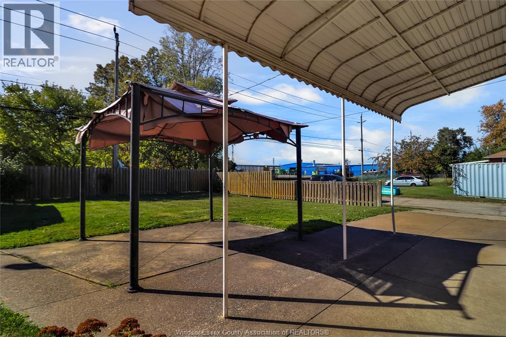 615 Giles West Unit# Main, Windsor, Ontario N9A 6H9 - Photo 19 - 25028086