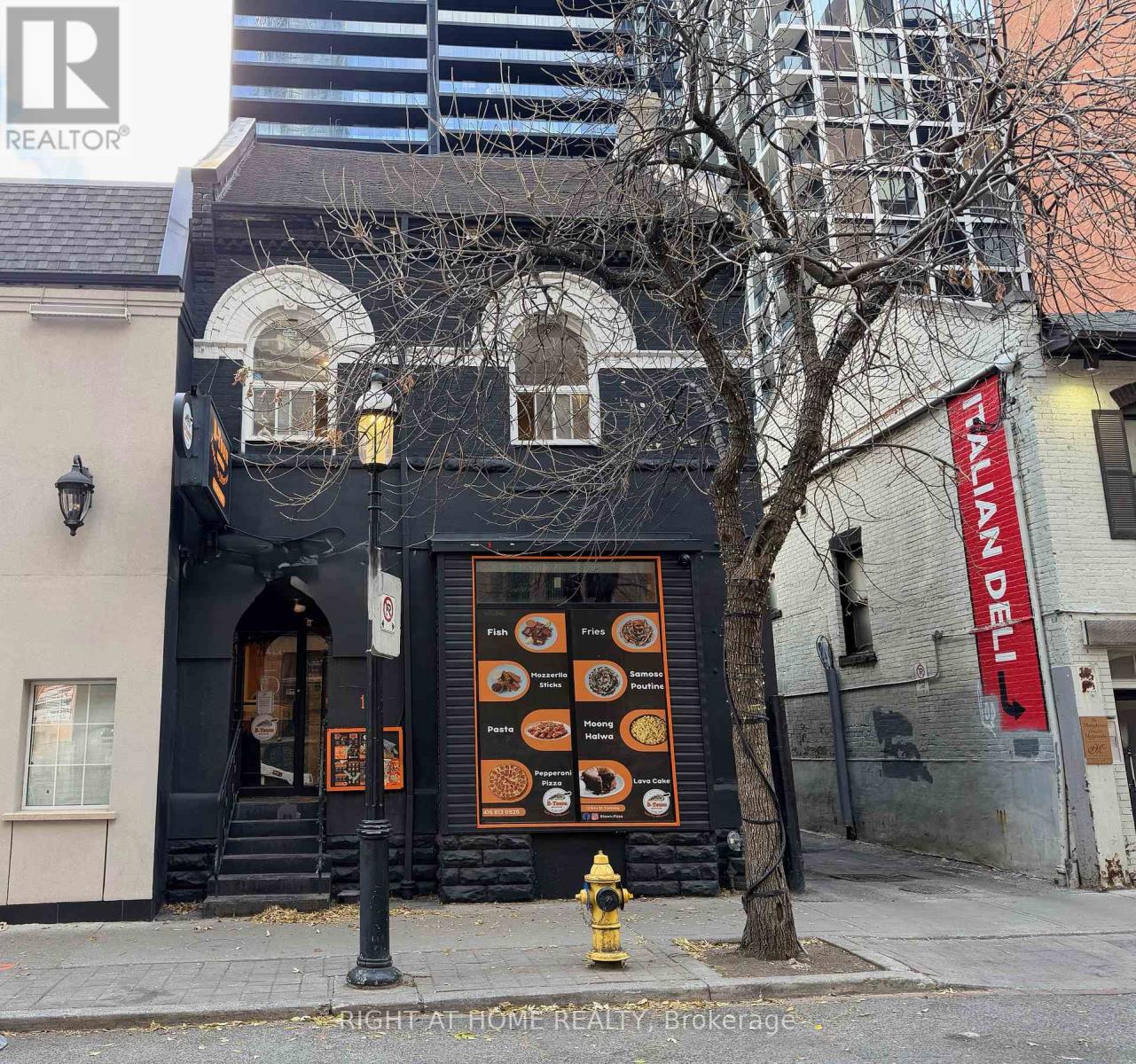 13 Elm Street, Toronto, Ontario M5G 1H1 - Photo 1 - C12515064