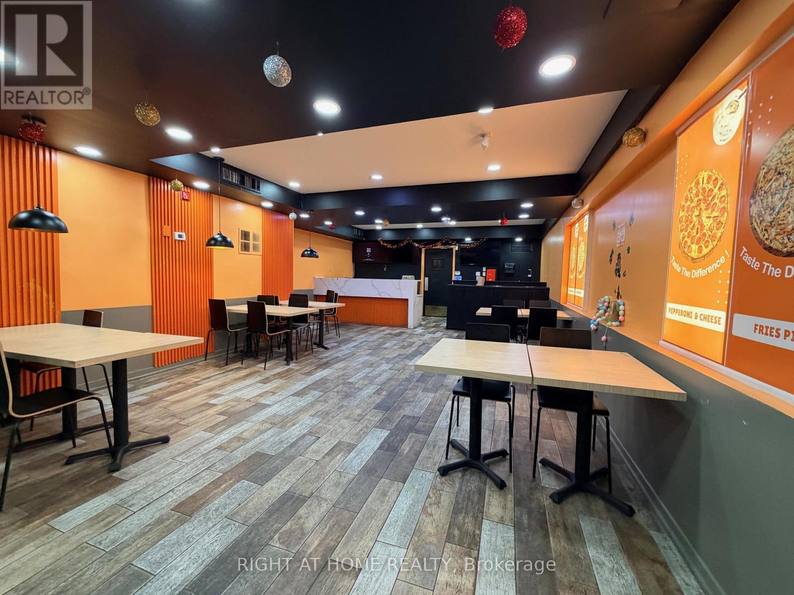 13 Elm Street, Toronto, Ontario M5G 1H1 - Photo 11 - C12515064