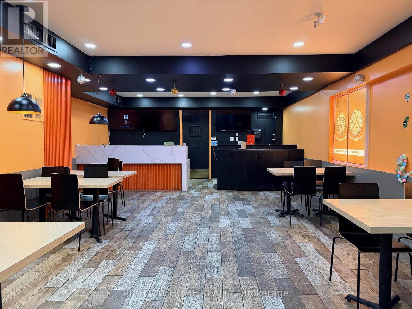 13 Elm Street, Toronto, Ontario M5G 1H1 - Photo 12 - C12515064