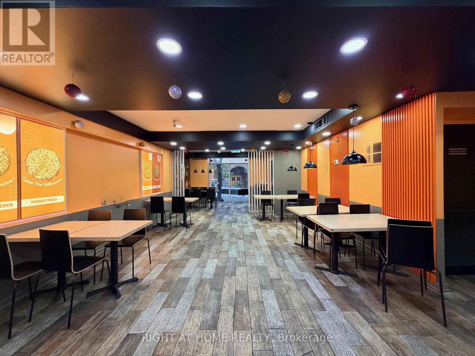 13 Elm Street, Toronto, Ontario M5G 1H1 - Photo 9 - C12515064