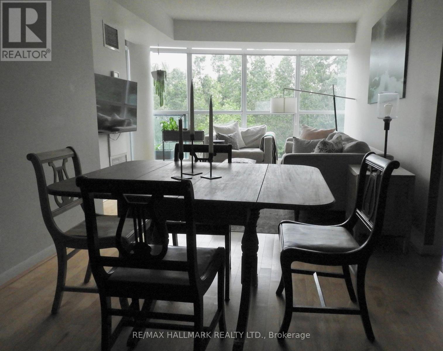 410 - 219 Fort York Boulevard, Toronto, Ontario  M6H 1A5 - Photo 12 - C12515076