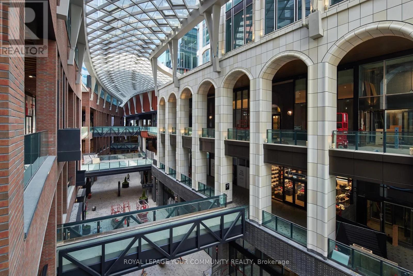 501 - 480 Front Street W, Toronto, Ontario M5V 0V5 - Photo 2 - C12515078