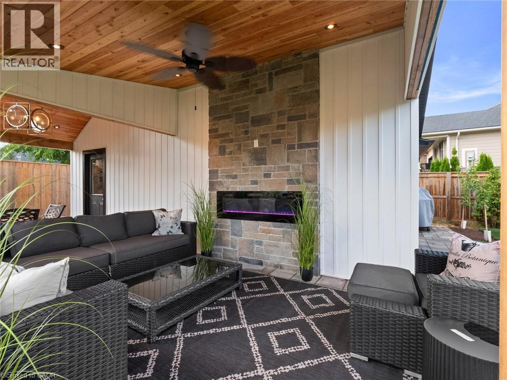 253 Central Avenue, Grimsby, Ontario  L3M 1X6 - Photo 38 - 40786101