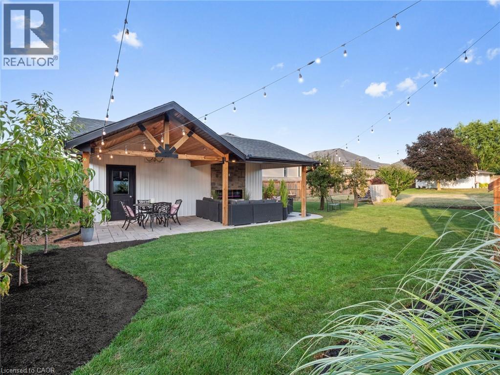 253 Central Avenue, Grimsby, Ontario  L3M 1X6 - Photo 37 - 40786101