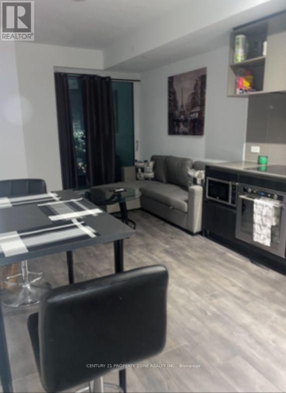 3015 - 1000 Portage Parkway, Vaughan, Ontario L4K 0L1 - Photo 4 - N12448779