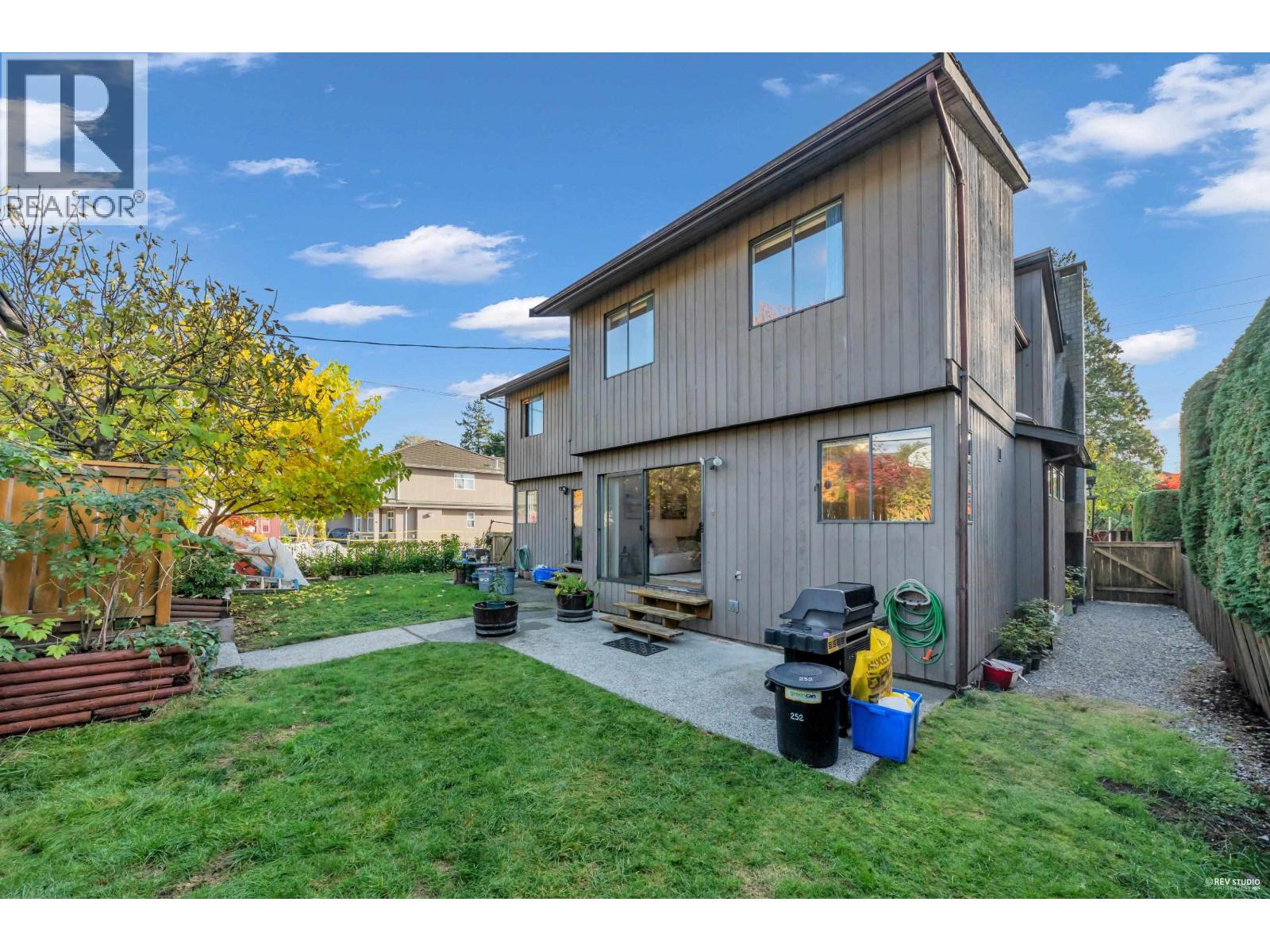 252 E 21st Street, North Vancouver, British Columbia  V7L 3B6 - Photo 39 - R3065301