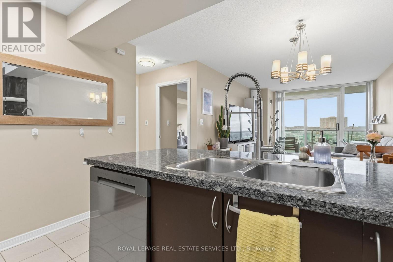 610 - 4850 Glen Erin Drive, Mississauga, Ontario  L5M 7S1 - Photo 6 - W12514526