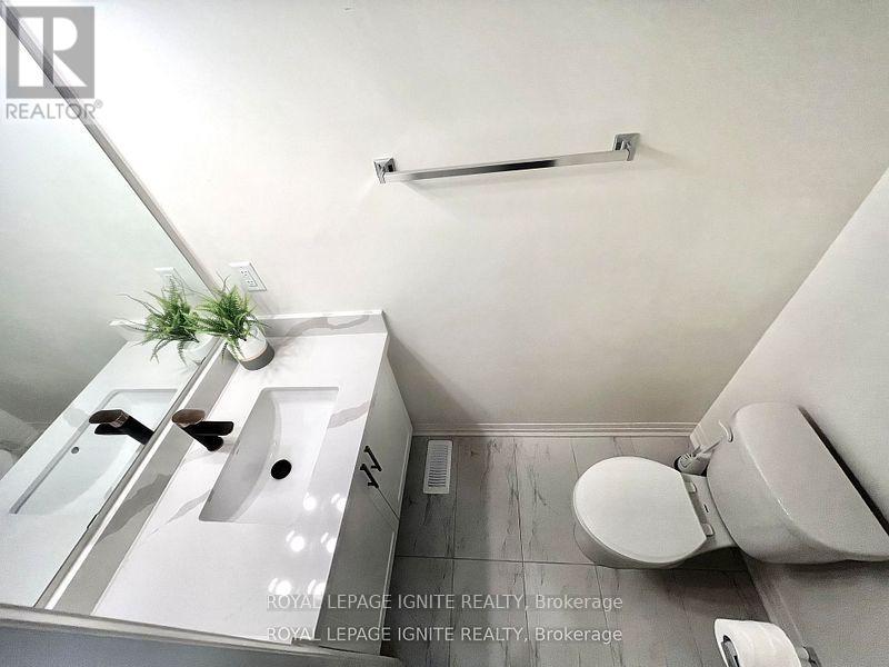 25 King George Way, Clarington, Ontario  L1C 7E5 - Photo 5 - E12515072