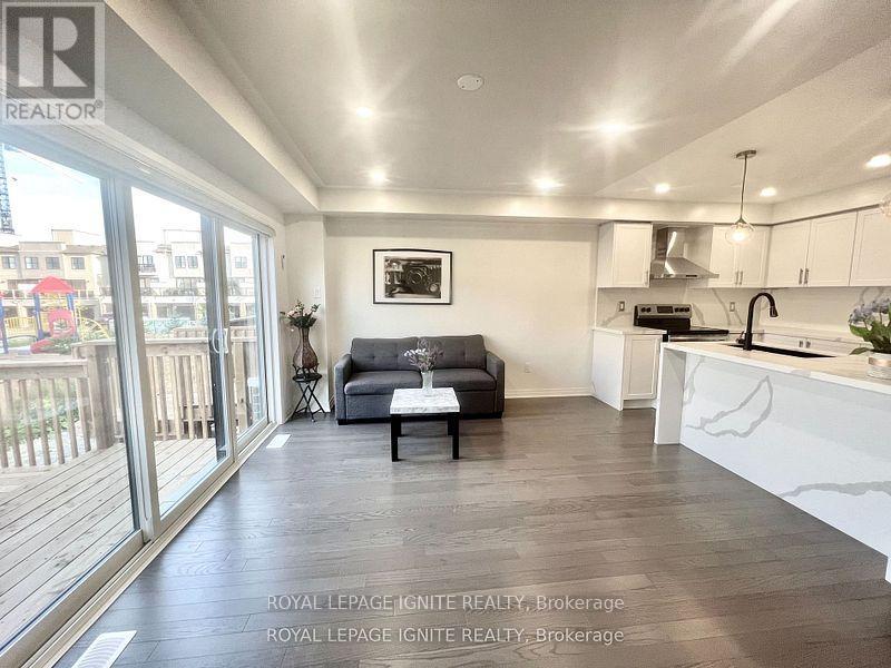 25 King George Way, Clarington, Ontario  L1C 7E5 - Photo 8 - E12515072