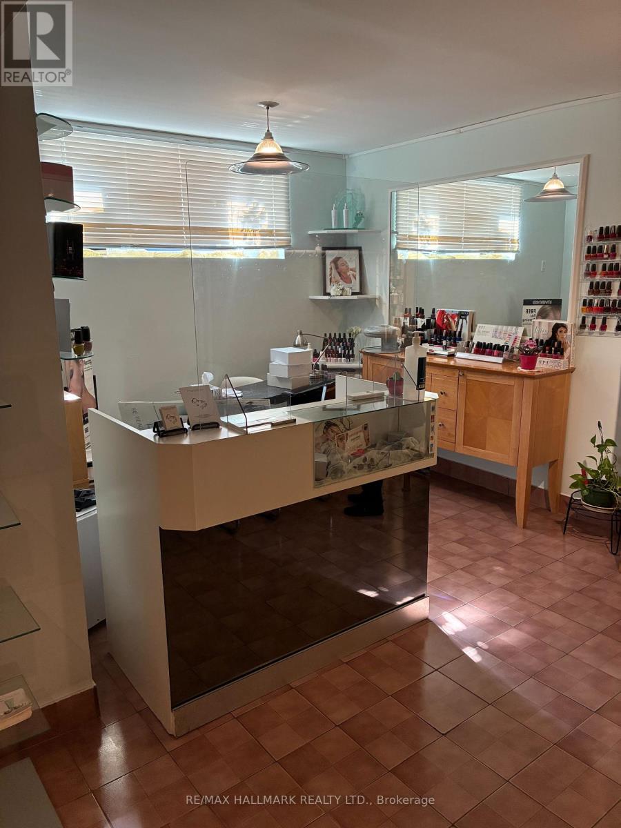 Lower Floor - 280 Danforth Avenue, Toronto, Ontario  M4K 1N6 - Photo 4 - E12515106