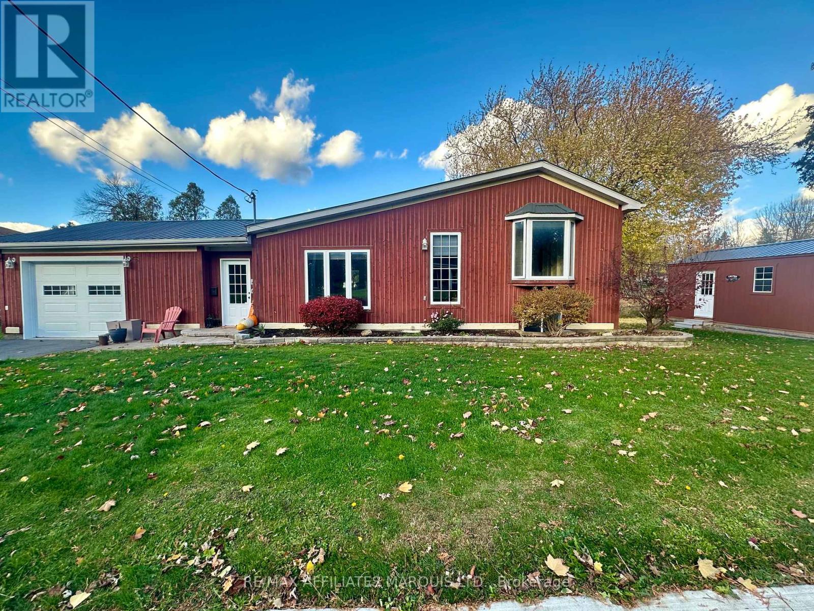 19663 William Street, South Glengarry, Ontario  K0C 2J0 - Photo 1 - X12515112