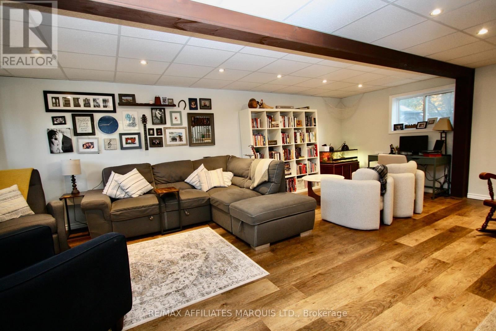 19663 William Street, South Glengarry, Ontario  K0C 2J0 - Photo 13 - X12515112