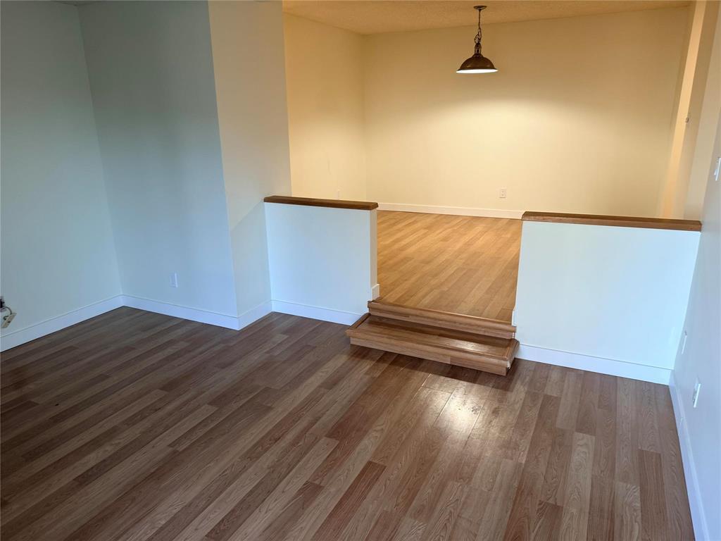 4204 120 Plaza Drive, Winnipeg, Manitoba  R3T 5K8 - Photo 2 - 202527935