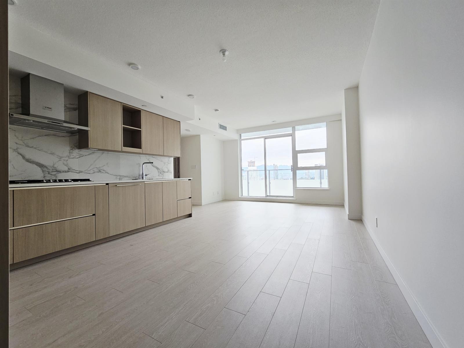 2709 13768 100 AVENUE, Surrey, British Columbia