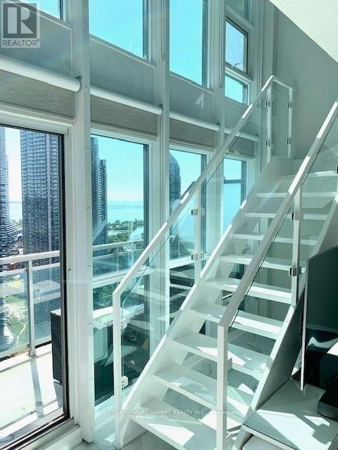 2715 - 155 Legion Road N, Toronto, Ontario  M8Y 0A7 - Photo 14 - W12515100