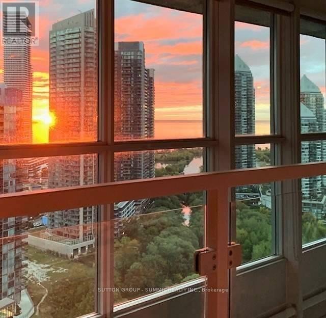 2715 - 155 Legion Road N, Toronto, Ontario  M8Y 0A7 - Photo 16 - W12515100