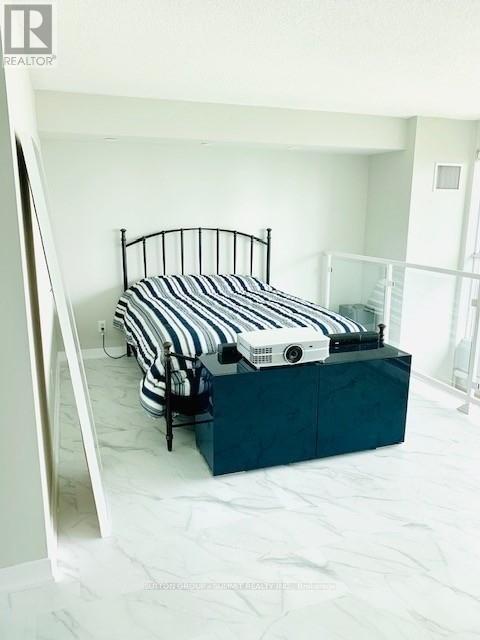 2715 - 155 Legion Road N, Toronto, Ontario  M8Y 0A7 - Photo 8 - W12515100