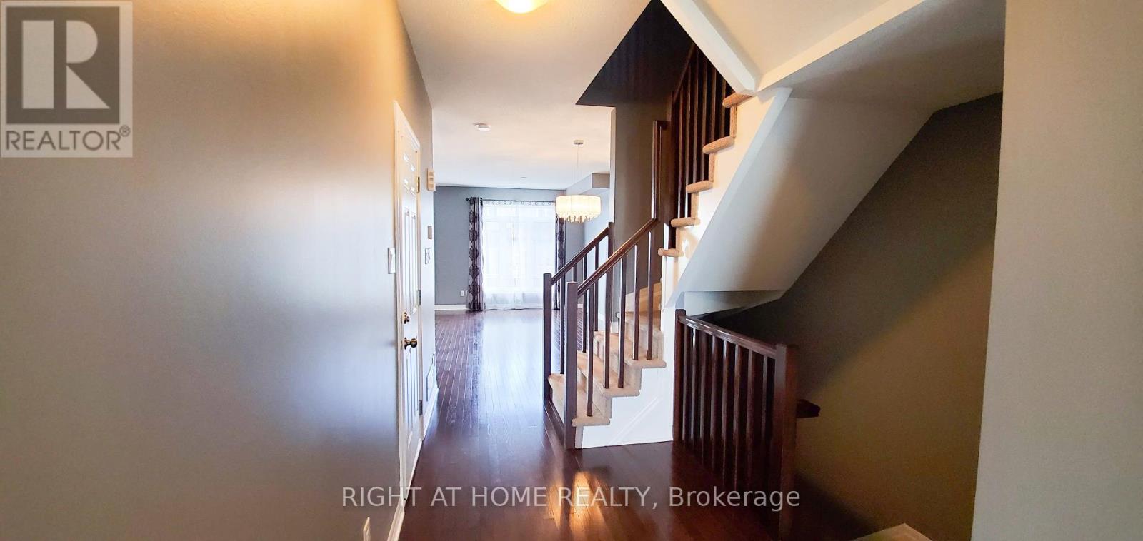 617 Sunburst Street, Ottawa, Ontario  K1T 0L1 - Photo 12 - X12515110