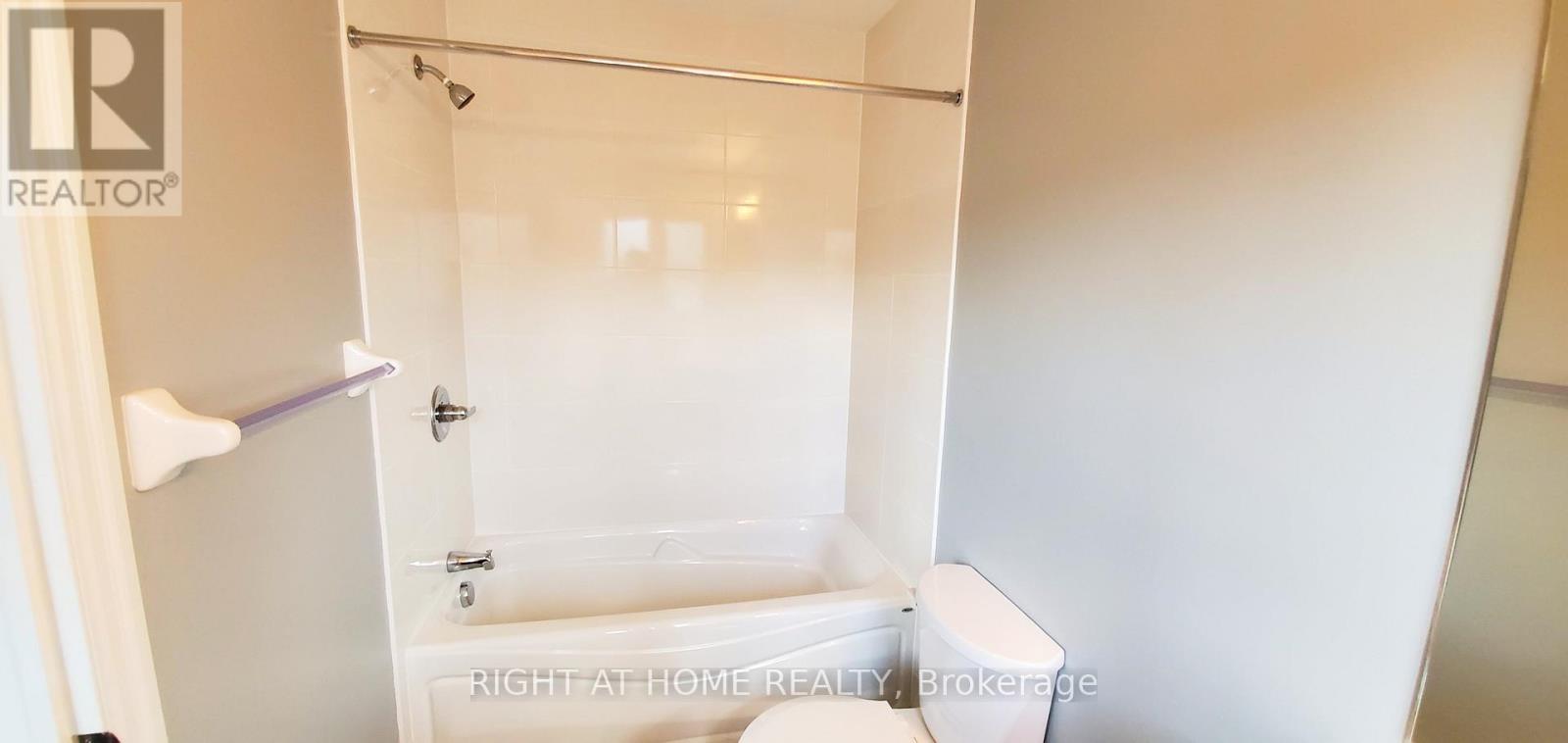 617 Sunburst Street, Ottawa, Ontario  K1T 0L1 - Photo 22 - X12515110