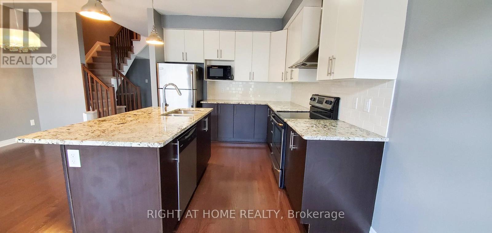 617 Sunburst Street, Ottawa, Ontario  K1T 0L1 - Photo 8 - X12515110