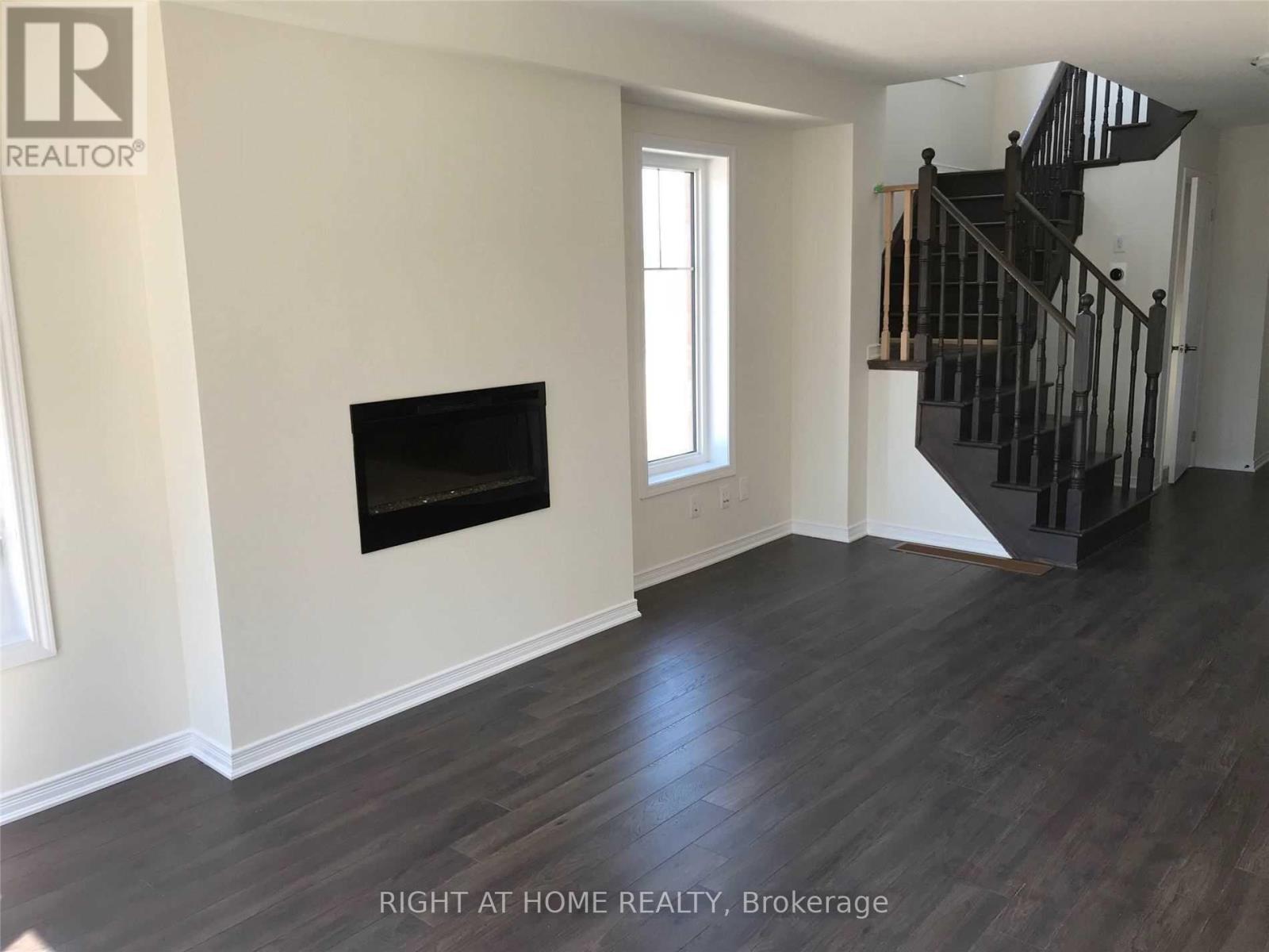 155 Thompson Road, Haldimand, Ontario  N3W 0C1 - Photo 2 - X12515074