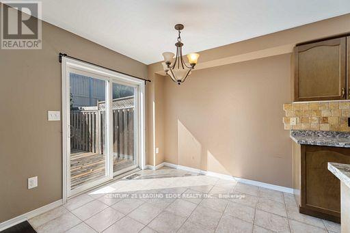 24 Whitefish Crescent, Hamilton, Ontario  L8E 6G8 - Photo 12 - X12515088