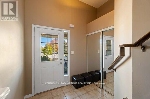 24 Whitefish Crescent, Hamilton, Ontario  L8E 6G8 - Photo 4 - X12515088