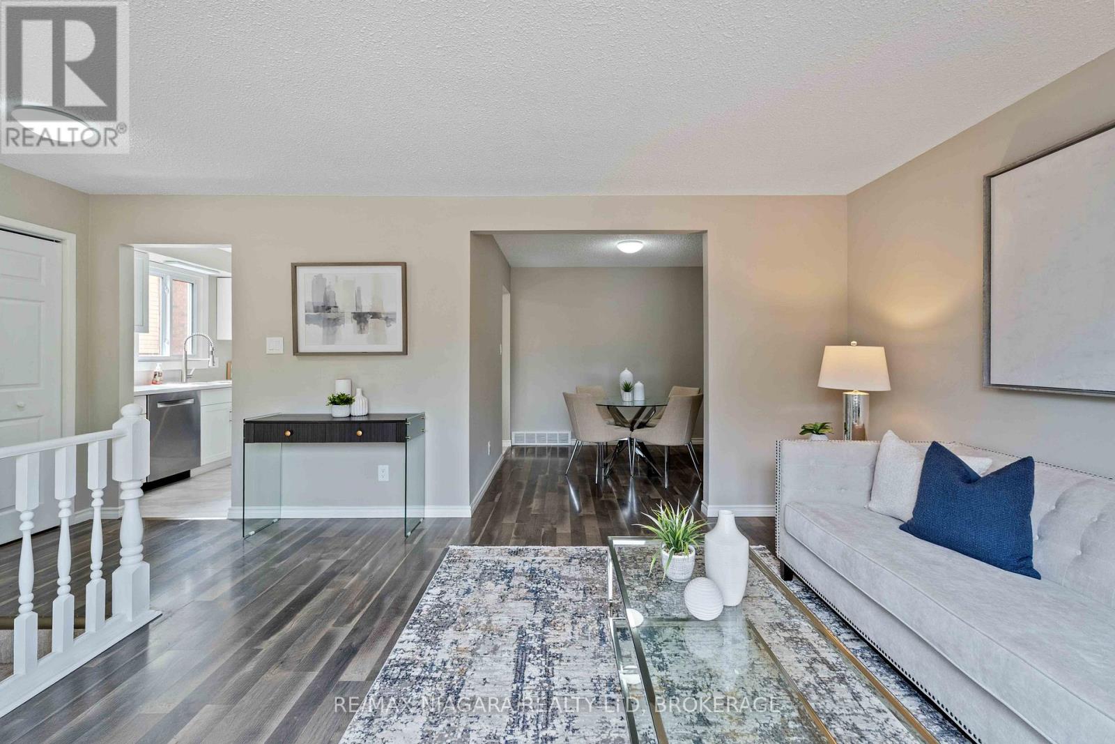 8299 Mundare Crescent, Niagara Falls, Ontario  L2G 7M6 - Photo 5 - X12515158