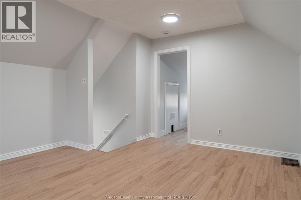 1086 Howard Unit# Upper, Windsor, Ontario N9A 1S7 - Photo 14 - 25028157