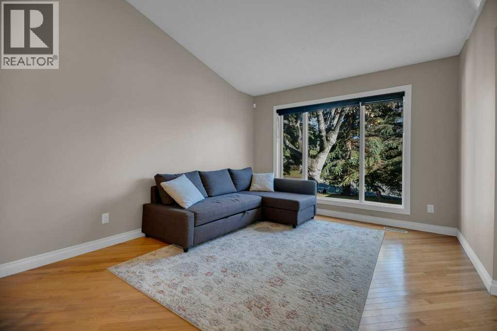 164 Mckerrell Crescent Se, Calgary, Alberta  T2Z 1M9 - Photo 9 - A2267691