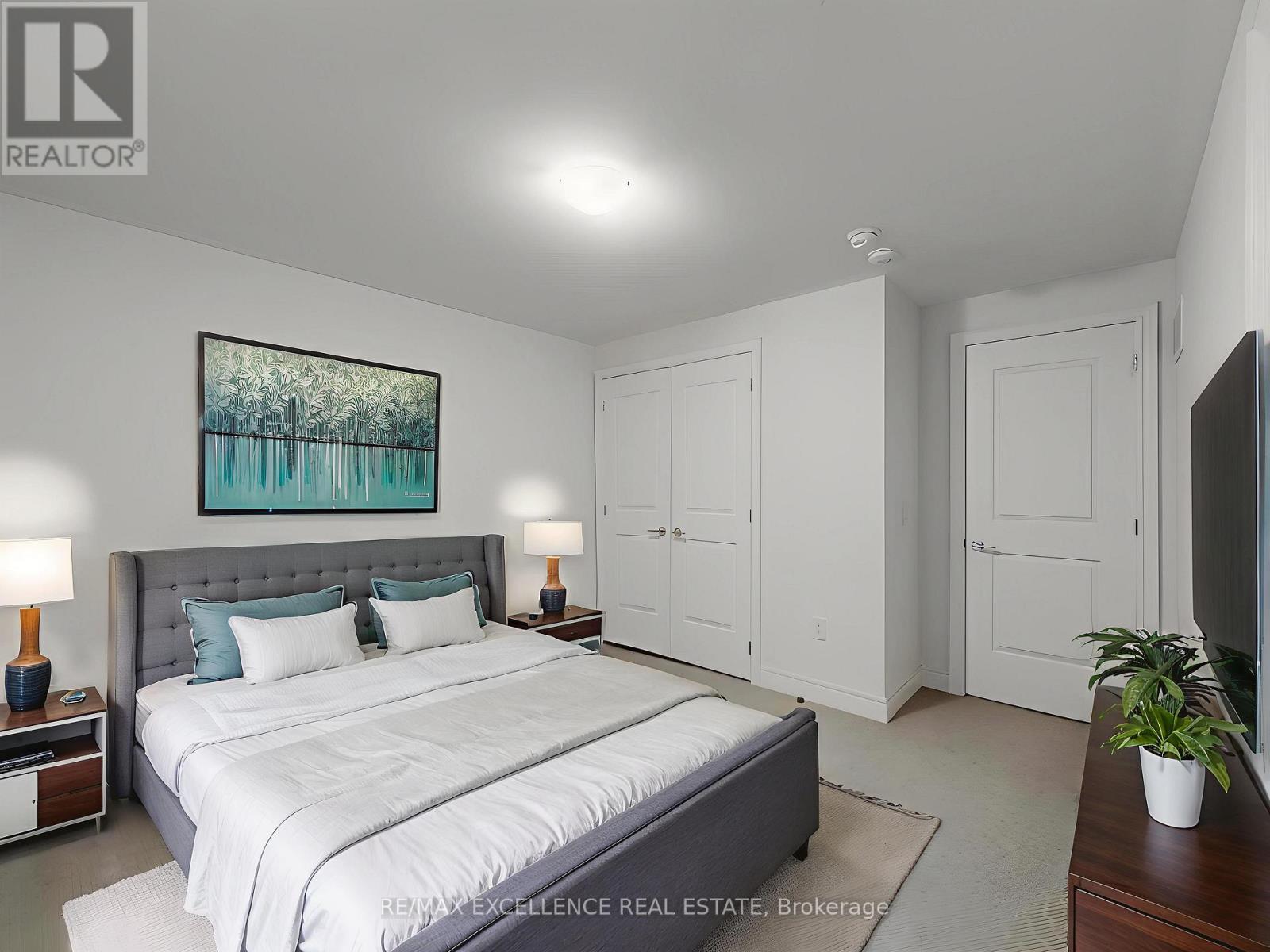 33 Tiger Crescent, Brampton, Ontario L6R 0C8 - Photo 30 - W12497454