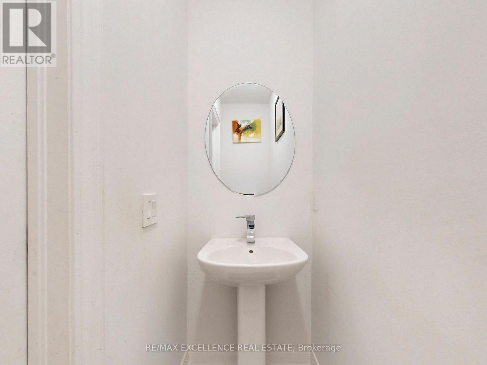 33 Tiger Crescent, Brampton, Ontario L6R 0C8 - Photo 21 - W12497454