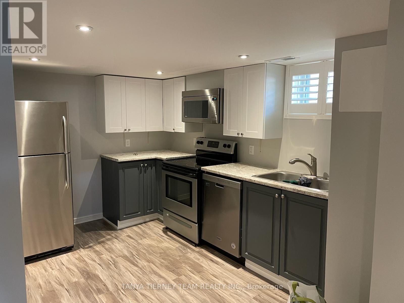 Lower - 331 Rosedale Drive, Whitby, Ontario  L1N 1Z2 - Photo 10 - E12515168