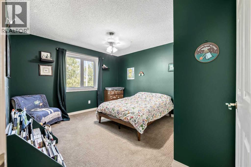 135 Westridge Close, Okotoks, Alberta  T1S 1N4 - Photo 21 - A2259804