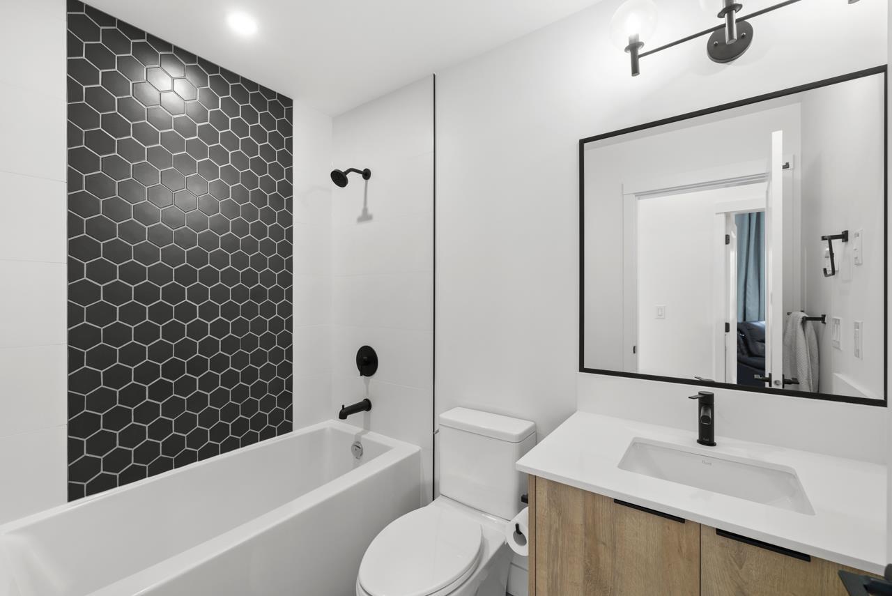 403 20614 80 Avenue, Langley, British Columbia V2Y 3W7 - Photo 16 - R3053096