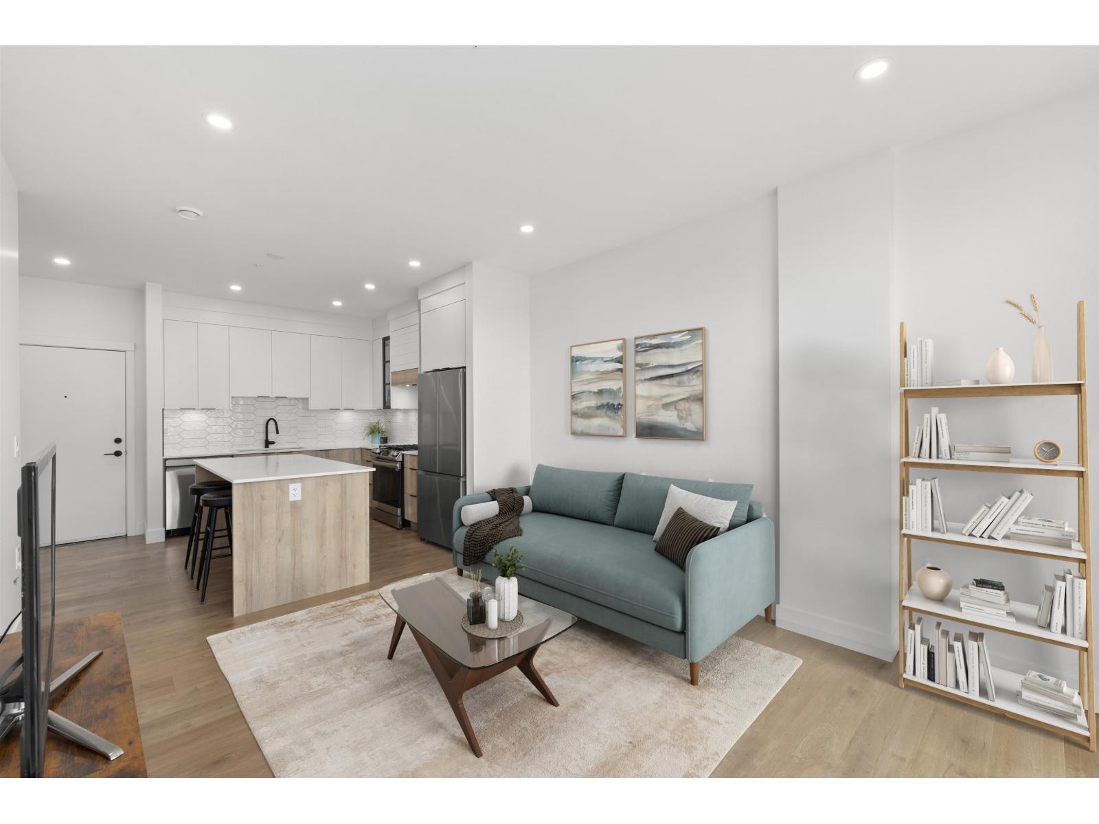 403 20614 80 Avenue, Langley, British Columbia V2Y 3W7 - Photo 2 - R3053096