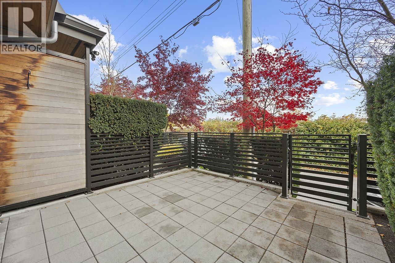 5522 OAK STREET, Vancouver, British Columbia