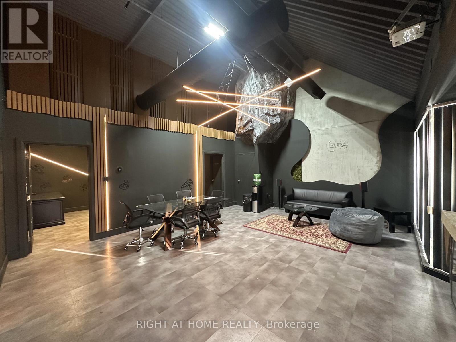 14 - 95 West Beaver Creek Road, Richmond Hill, Ontario L4B 1H2 - Photo 2 - N12515120